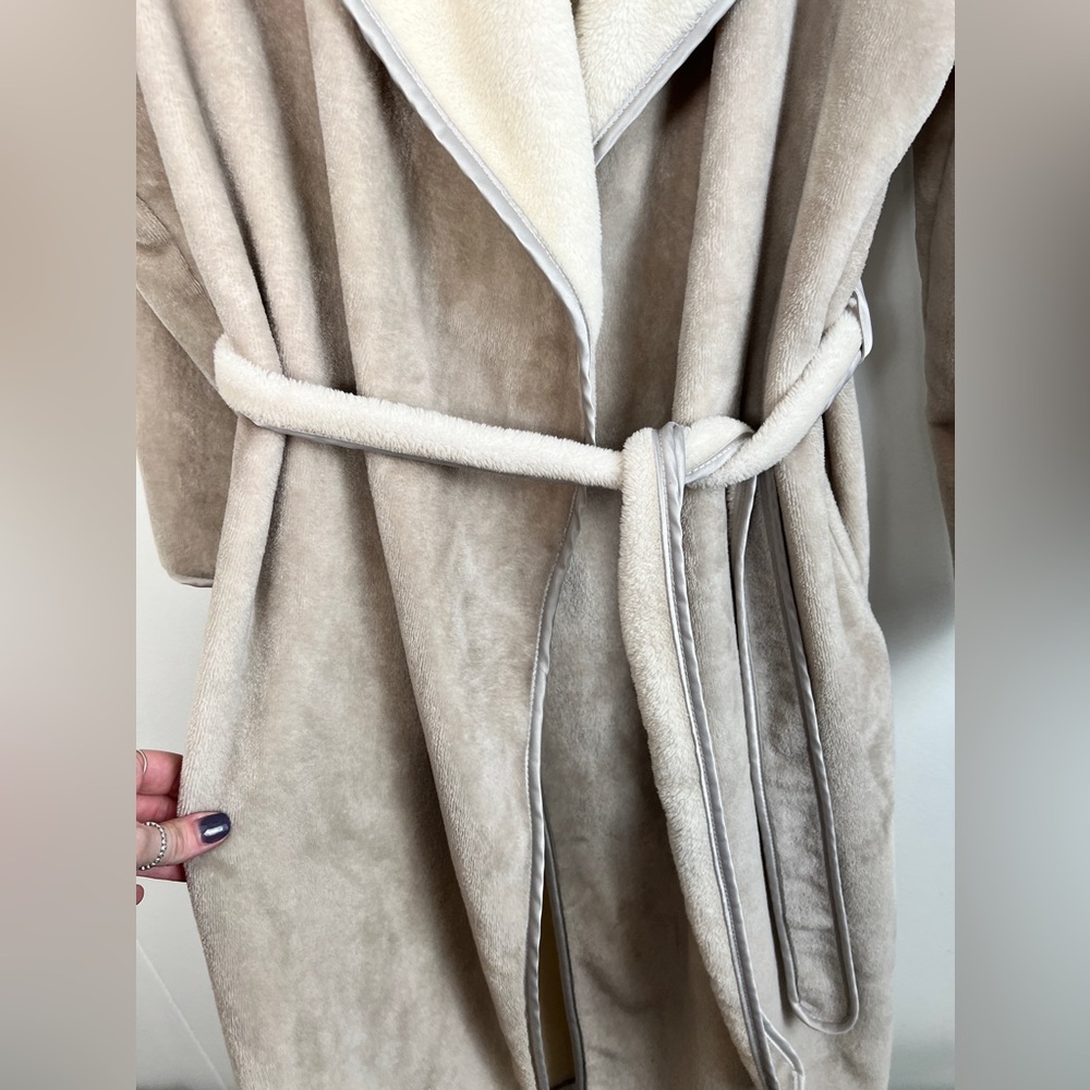 Koolaburra By Ugg Wrap Robe With Collar & Pockets… - image 5